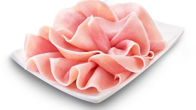 Striscia la Notizia e il &quot;Magna magna&quot; del Prosciutto cotto.